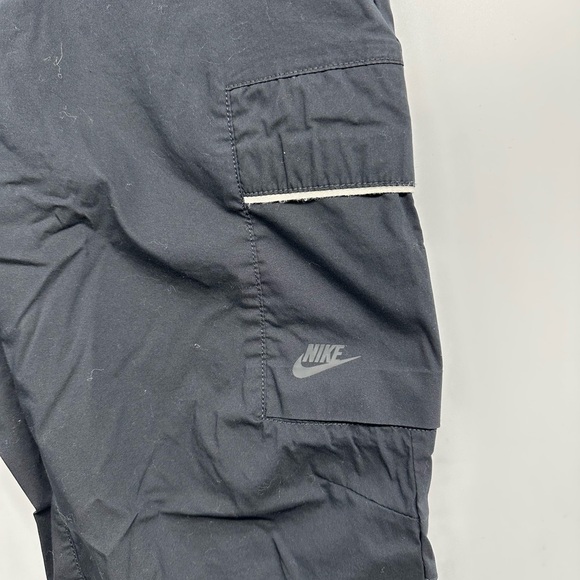 Nike Sportswear Essentials Utility Cargo Parachute Pants Black Size Medium NWOT - Picture 10 of 12